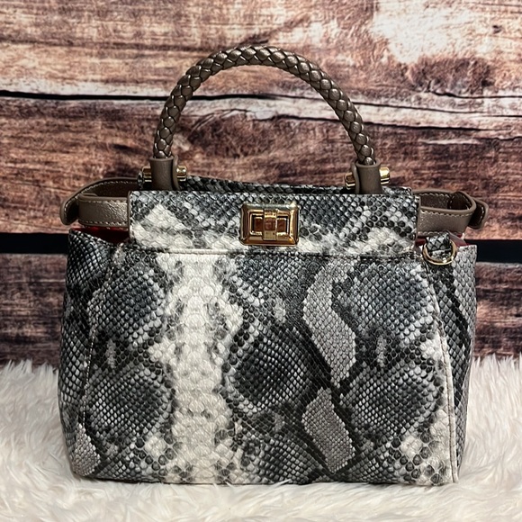 Carlos Falchi bag - Picture 2 of 13